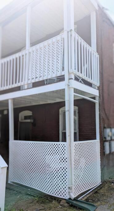 Escape On Hambright'S Alley! Walk 2 Everything! Cyclists Welcome! 1St Fl Unit A Cumberland Eksteriør billede